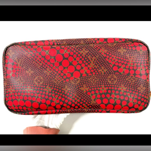 Louis Vuitton Neverfull MM Yayoi Kusama Red - Picture 6 of 12
